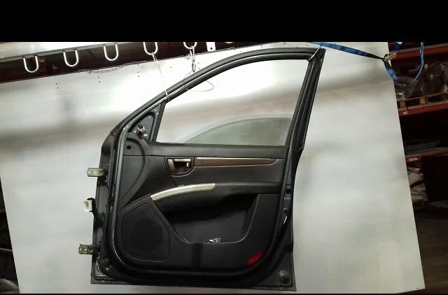 Porte avant droite Hyundai SANTA FÉ II (CM) 2.2 crdi gls 4x4 (2006-2009) occasion