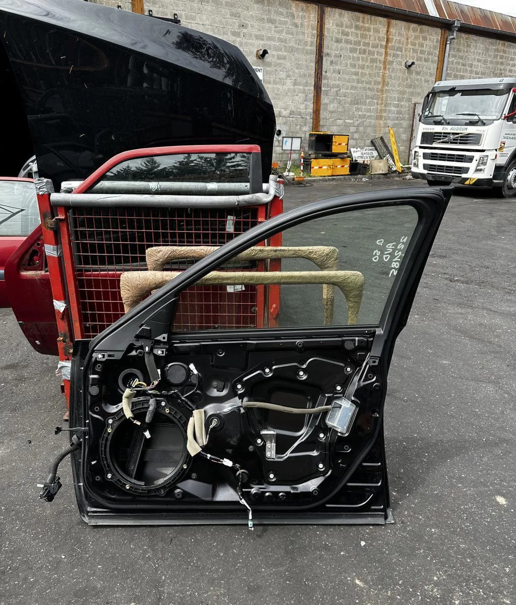Porte avant droite INFINITI Q50 PHASE 1 occasion