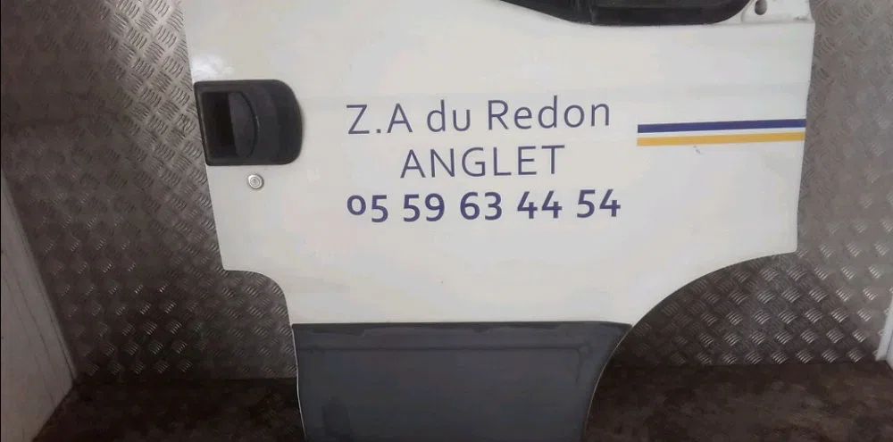 Porte avant droite Iveco DAILY V Camionnette 29s13, 29l13, 35c13, 35s13, 40c13, 40s13 (2011-2014) occasion