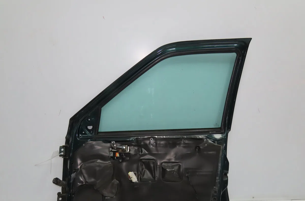 Porte avant droite Jeep GRAND CHEROKEE I (ZJ, ZG) 2.5 td 4x4 (z) (1995-1999) occasion