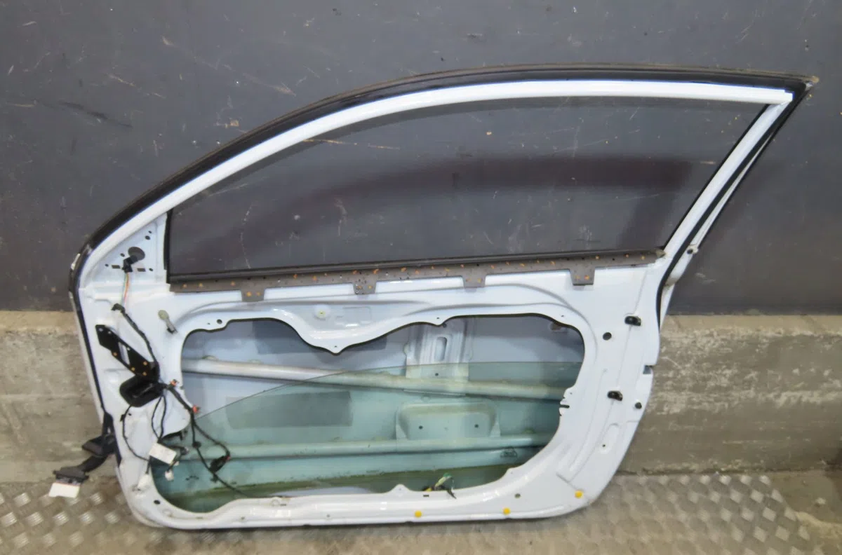 Porte avant droite Kia CEE'D 3-5 portes (ED) 1.6 crdi 115 (2006-2012) occasion