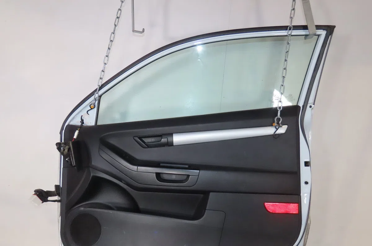 Porte avant droite Kia CEE'D 3-5 portes (ED) 1.6 crdi 90 (2006-2012) occasion