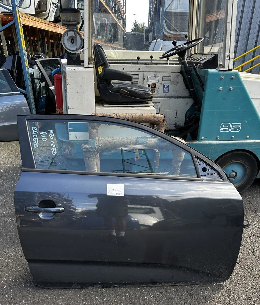 Porte avant droite Kia PRO CEE'D (ED) 1.6 crdi 115 (2008-2012) occasion