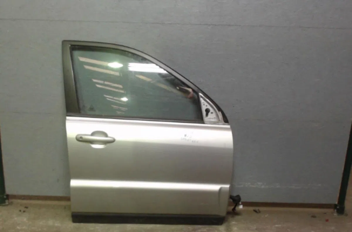 Porte avant droite KIA SPORTAGE 2  0 occasion