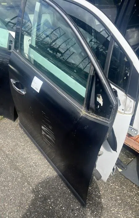Porte avant droite Lancia DELTA III (844_) 1.9 d multijet (844.axe1a) (2009-2014) occasion