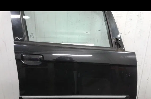 Porte avant droite Lancia MUSA (350_) 1.3 d multijet (350.axg11, 350.axg1a) (2006-2012) occasion
