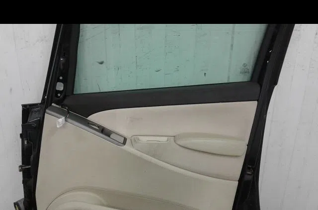 Porte avant droite Lancia MUSA (350_) 1.3 d multijet (350.axg11, 350.axg1a) (2006-2012) occasion