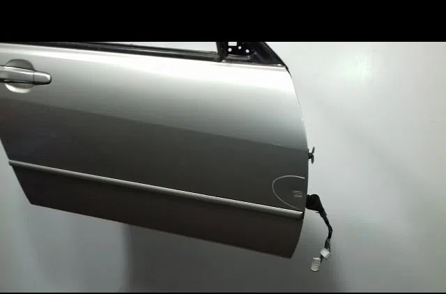 Porte avant droite Lexus IS I (_E1_) 200 (gxe10) (1999-2005) occasion