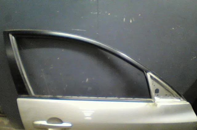 Porte avant droite MAZDA MAZDA3 2004 occasion
