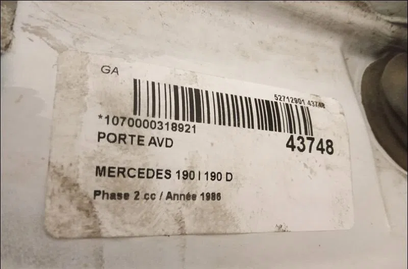 Porte avant droite Mercedes-benz 190 (W201) D 2.0 (201.122) (1983-1989) occasion