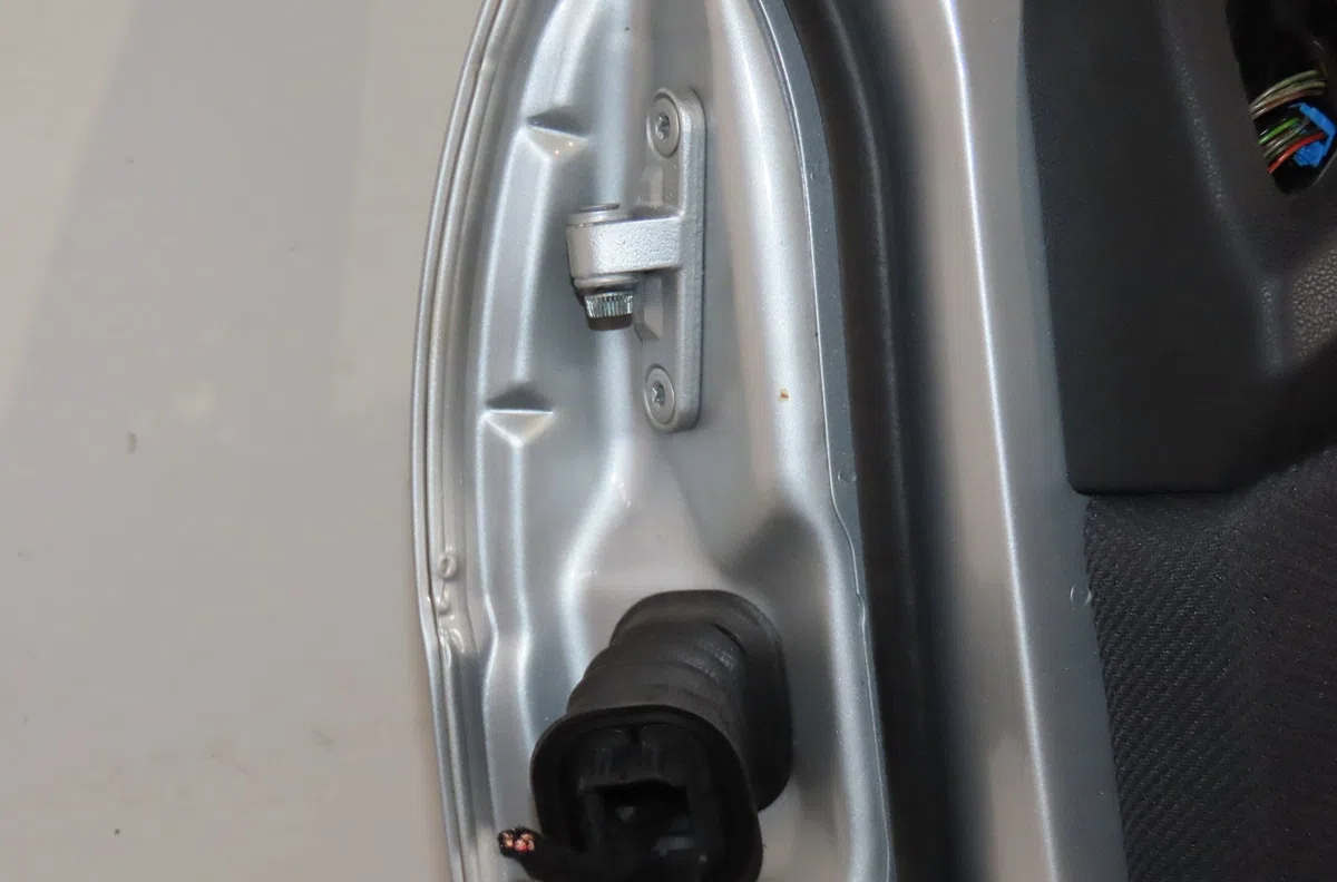 Porte avant droite Mercedes-benz CLASSE A (W169) A 160 (169.031, 169.331) (2009-2012) occasion