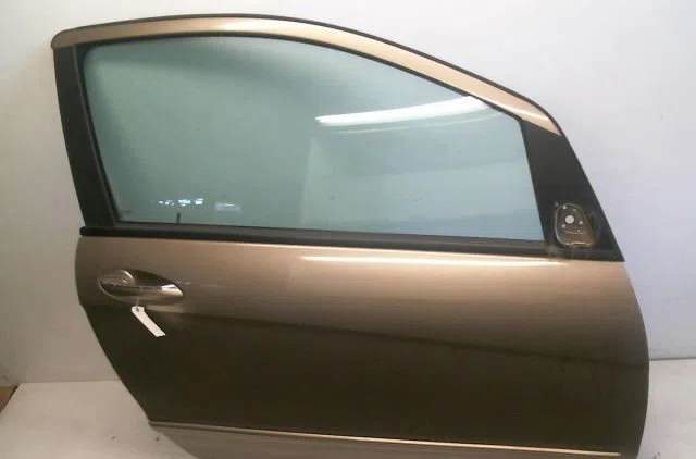 Porte avant droite Mercedes-benz CLASSE A (W169) A 180 cdi (169.007, 169.307) (2004-2012) 5 portes occasion