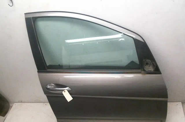 Porte avant droite Mercedes-benz CLASSE B Sports Tourer (W245) B 180 cdi (245.207) (2005-2011) 5 portes occasion