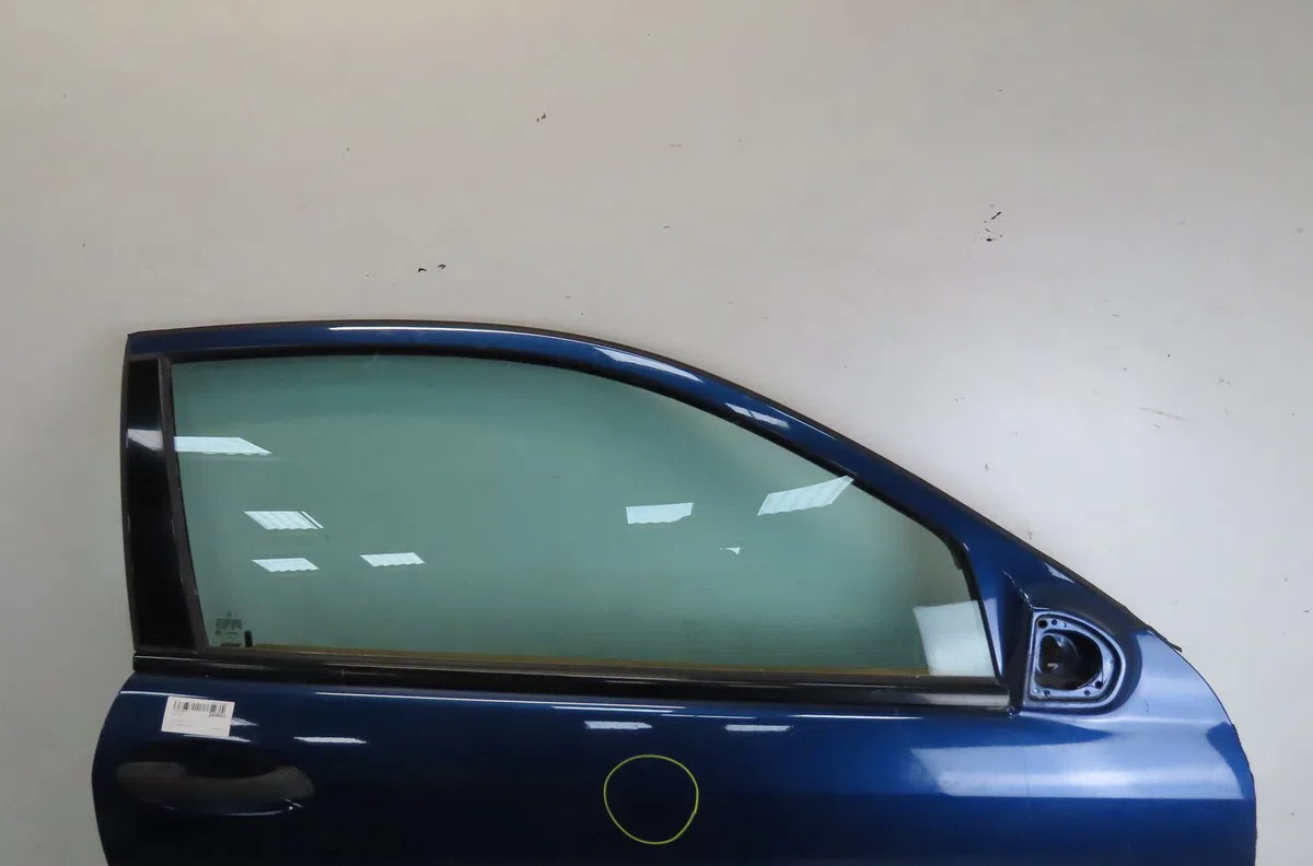 Porte avant droite Mercedes-benz CLASSE C Coupe Sport (CL203) C 180 kompressor (203.746) (2002-2008) occasion
