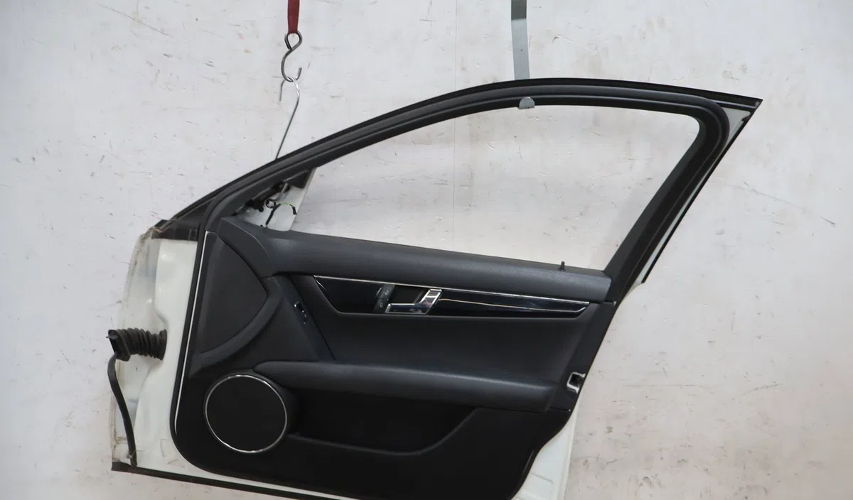 Porte avant droite Mercedes-benz CLASSE C T-Model (S204) C 220 cdi (204.208) (2007-2008) occasion
