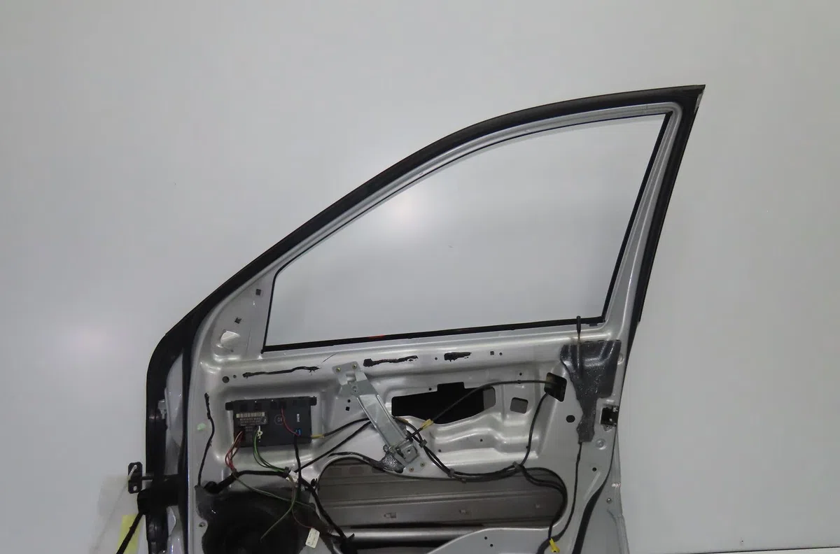 Porte avant droite Mercedes-benz CLASSE C (W203) C 220 cdi (203.008) (2003-2007) occasion