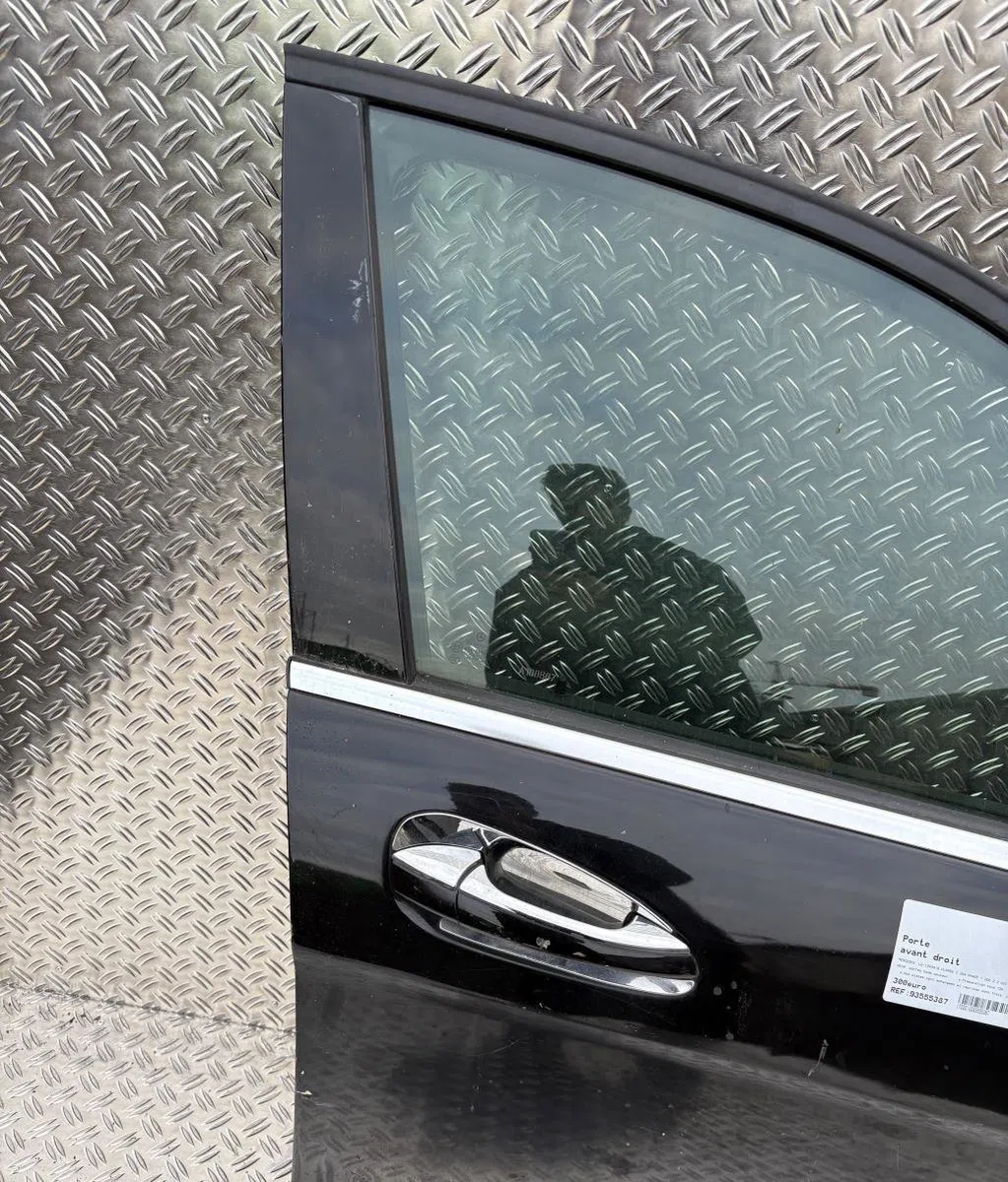 Porte avant droite Mercedes-benz CLASSE C (W204) C 200 cdi (204.007, 204.006) (2007-2009) occasion