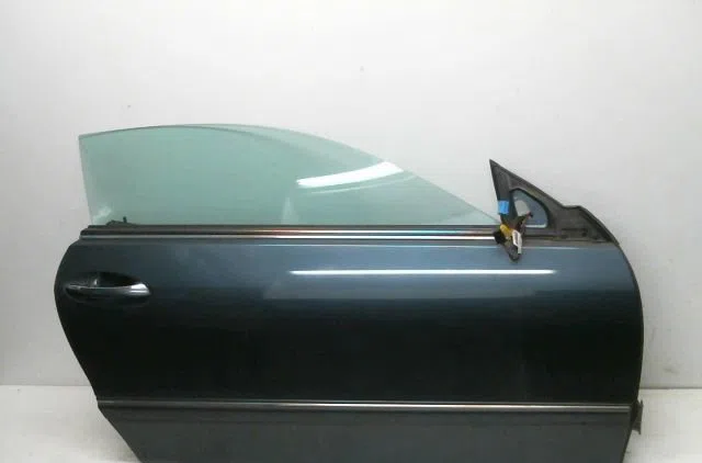 Porte avant droite Mercedes-benz CLK (C209) Clk 220 cdi (209.308) (2005-2009) occasion