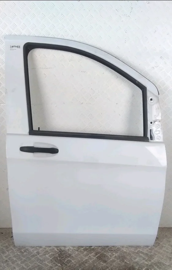 Porte avant droite Mercedes-benz VITO Camionnette (W447) 116 cdi (447.601, 447.603, 447.605) (2014) occasion