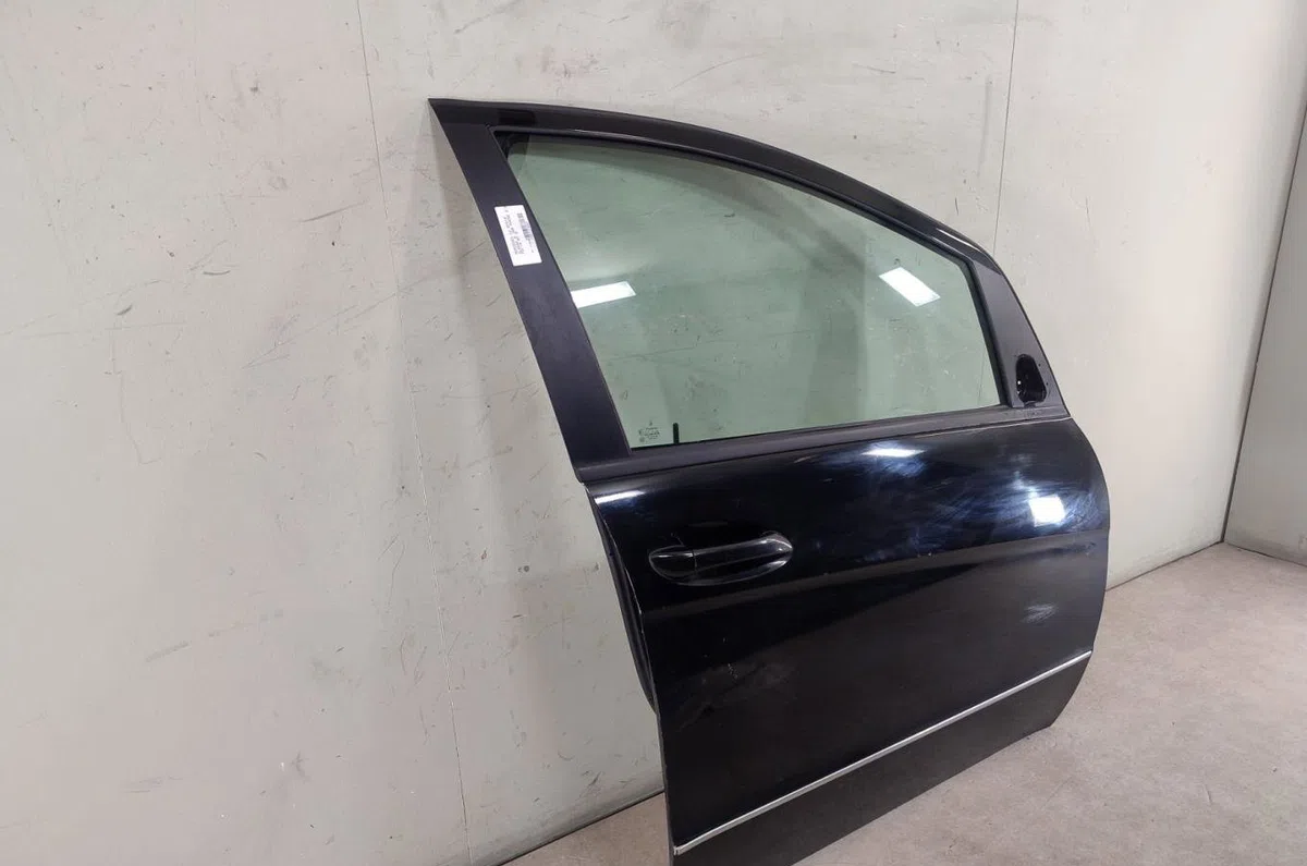 Porte avant droite MERCEDES CLASSE A 169  CLASSE A 169 PHASE 2 occasion