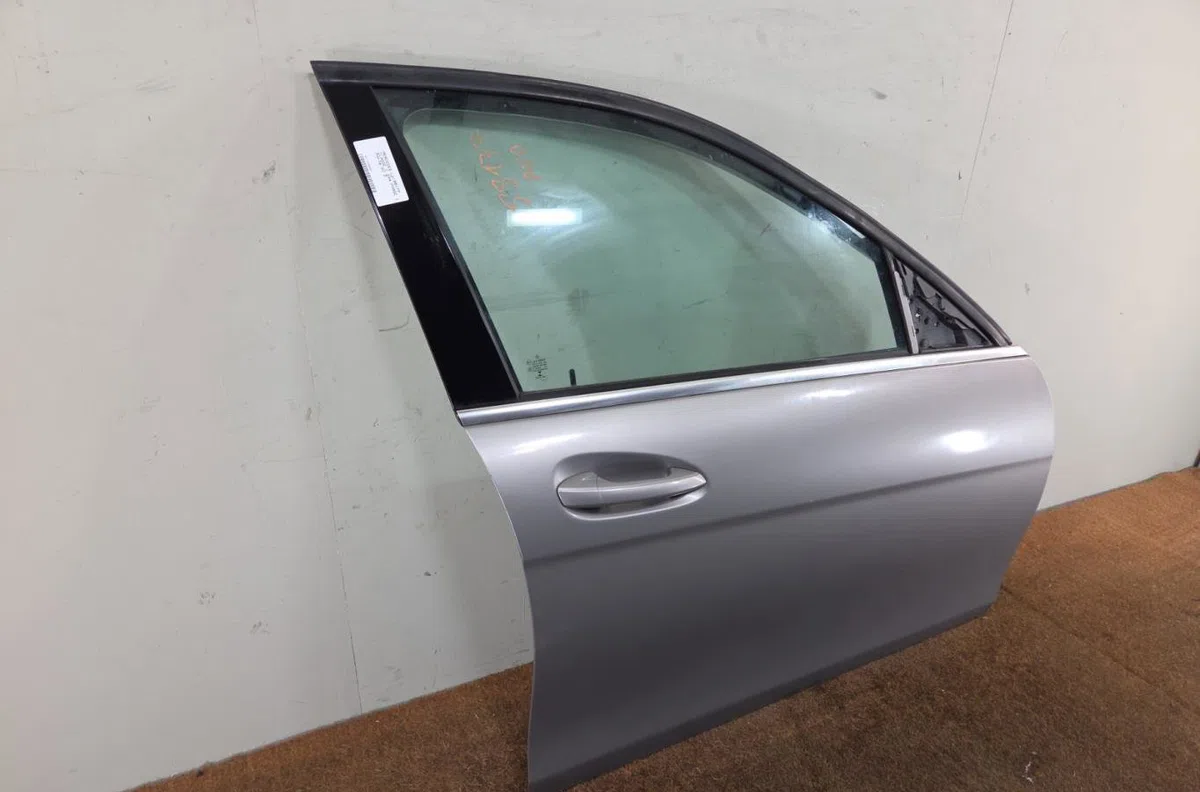 Porte avant droite MERCEDES CLASSE C 204  CLASSE C 204 PHASE 1 occasion