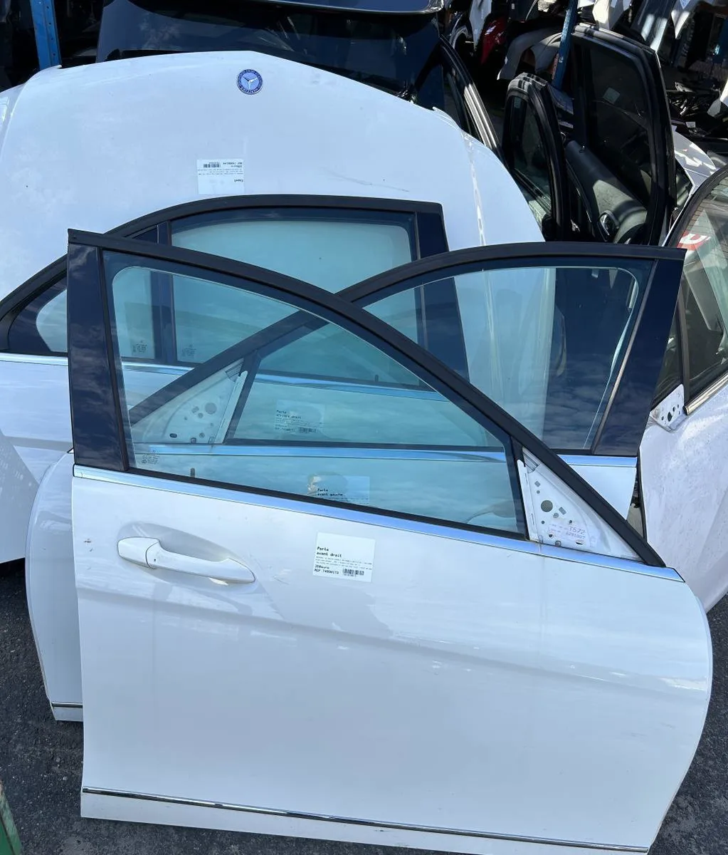 Porte avant droite MERCEDES CLASSE C 204 PHASE 2 occasion