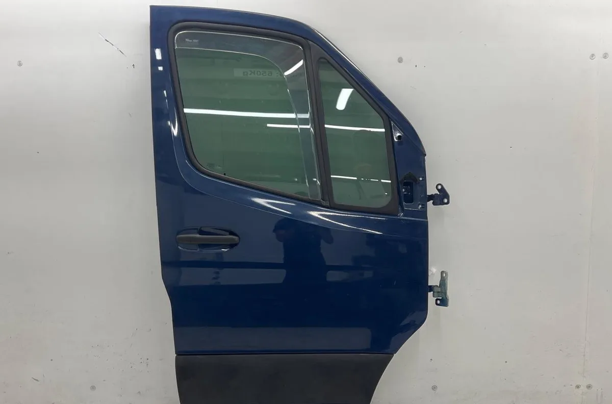 Porte avant droite MERCEDES SPRINTER 3 occasion