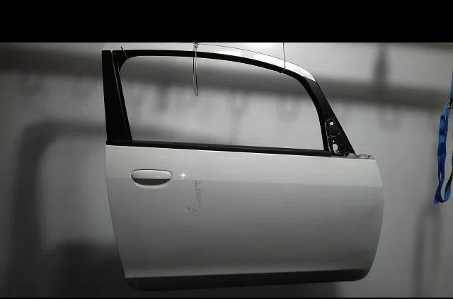 Porte avant droite Mitsubishi COLT VI (Z3_A, Z2_A) 1.1 (z31a, z32a) (2004-2012) occasion