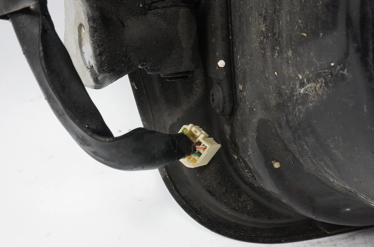 Porte avant droite Mitsubishi COLT VI (Z3_A, Z2_A) 1.3 (z21a) (2004-2012) occasion