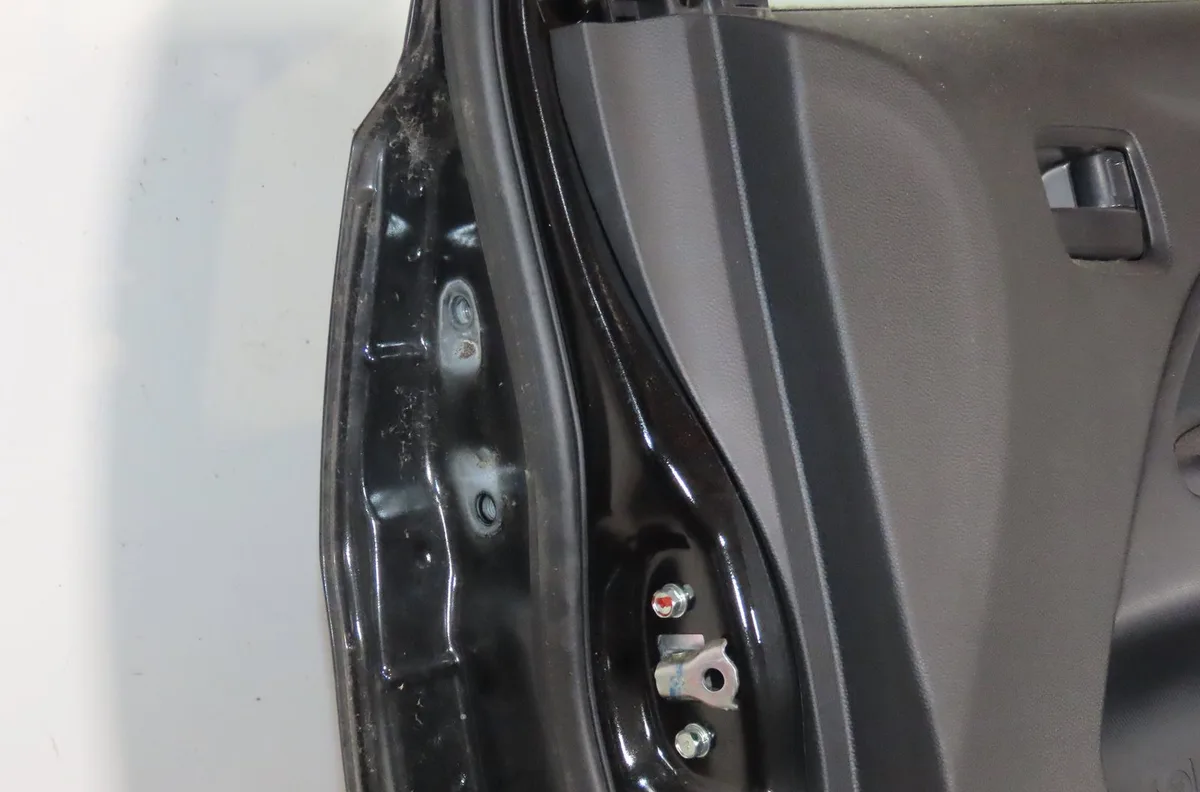 Porte avant droite Mitsubishi MIRAGE - SPACE STAR VI 3-5 portes (A0_A) 1.0 (a05a) (2012) 5 portes occasion
