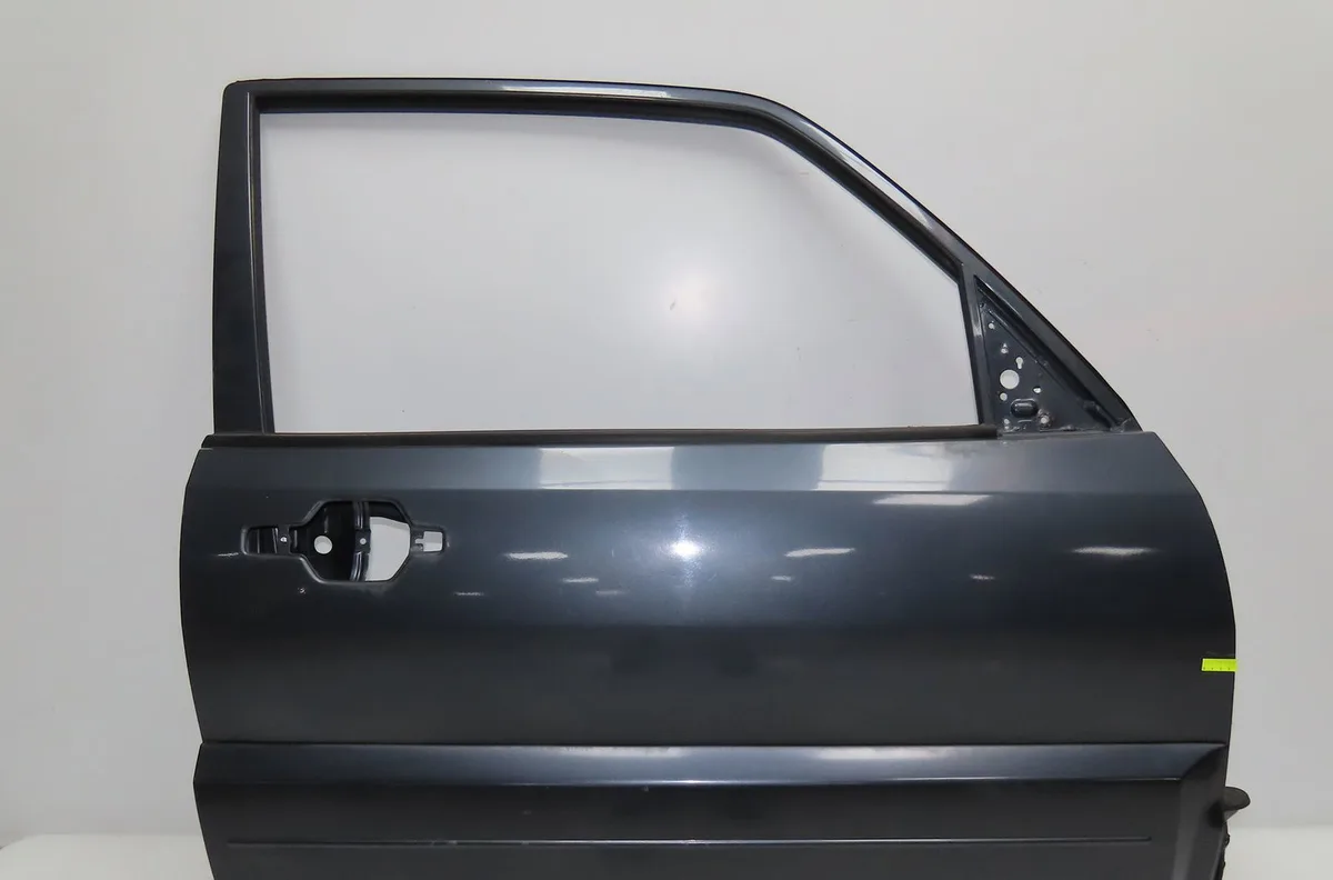Porte avant droite Mitsubishi PAJERO IV (V8_W, V9_W) 3.2 di-d (v88w, v98w) (2007) occasion
