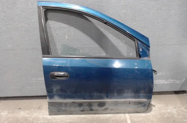 Porte avant droite NISSAN ALMERA TINO  ALMERA TINO PHASE 1 occasion