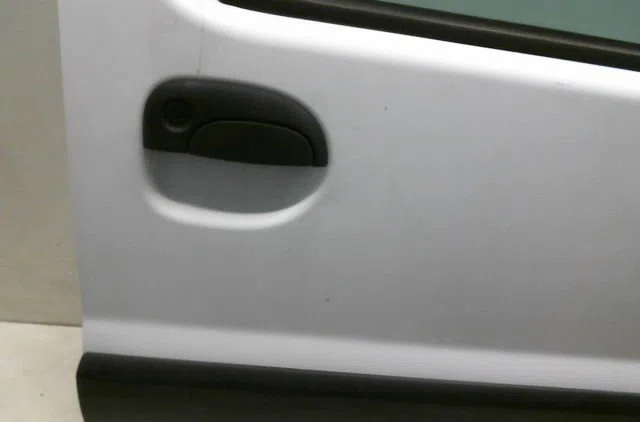 Porte avant droite NISSAN KUBISTAR I 2006 occasion