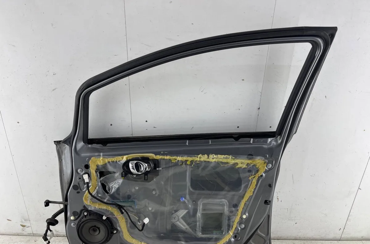 Porte avant droite NISSAN NOTE 2 occasion