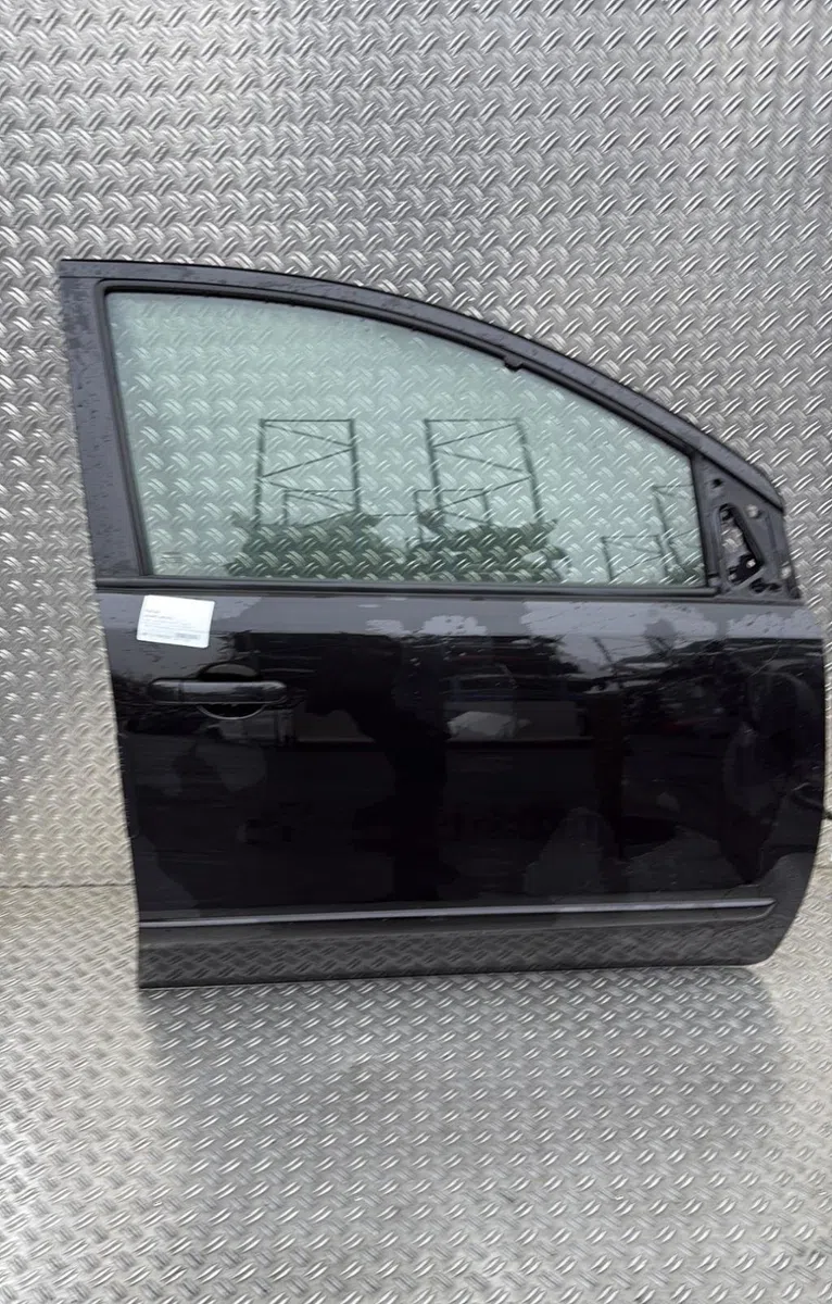 Porte avant droite Nissan NOTE (E11, NE11) 1.4 (2006-2012) occasion