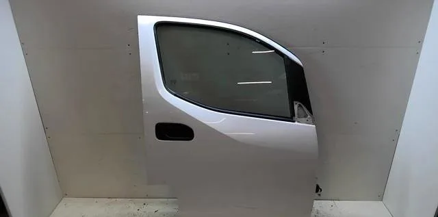 Porte avant droite Nissan NV200 Camionnette 1.5 dci 85 (m20, m20m) (2010) occasion