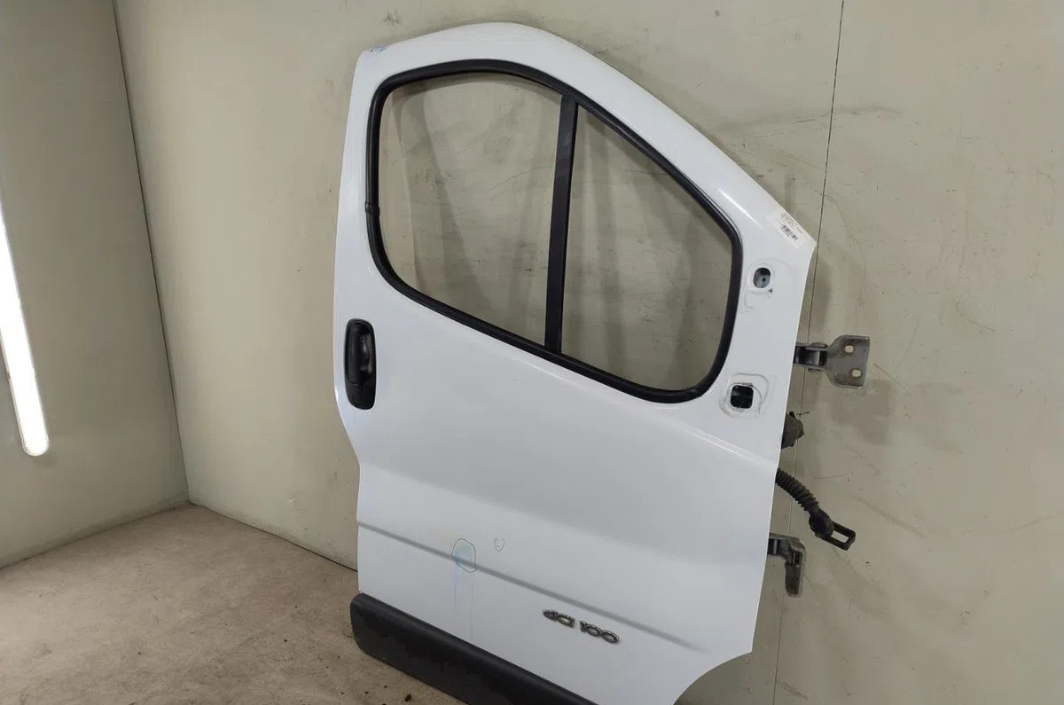 Porte avant droite NISSAN PRIMASTAR 1  PRIMASTAR 1 PHASE 1 occasion
