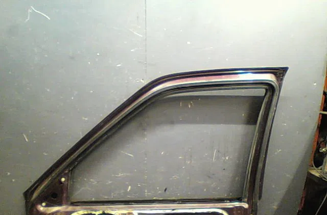 Porte avant droite NISSAN TERRANO II 1999 occasion