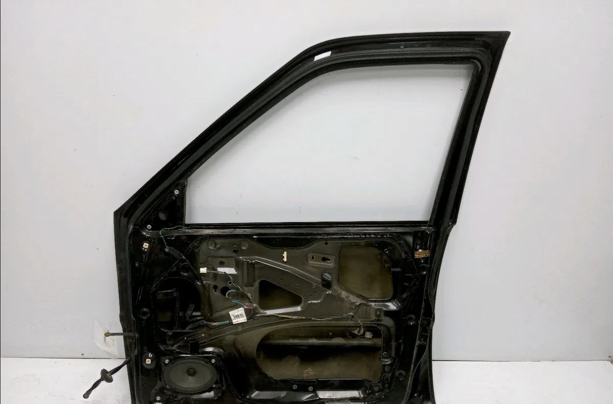 Porte avant droite Nissan TERRANO II (R20) 3.0 di 4wd (2002-2007) occasion