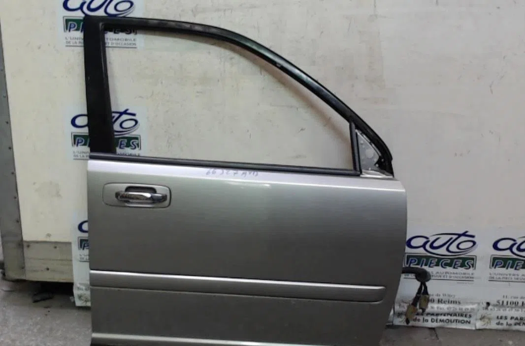 Porte avant droite NISSAN X-TRAIL 1  X-TRAIL 1 PHASE 2 occasion