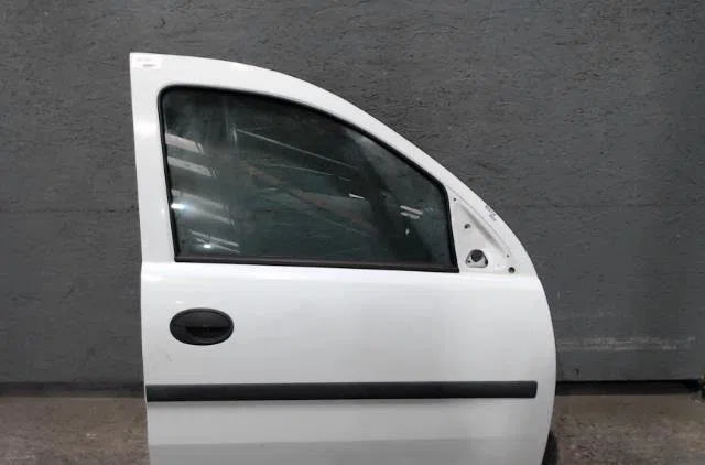Porte avant droite Opel COMBO Tour 1.3 cdti 16v (2004-2011) occasion