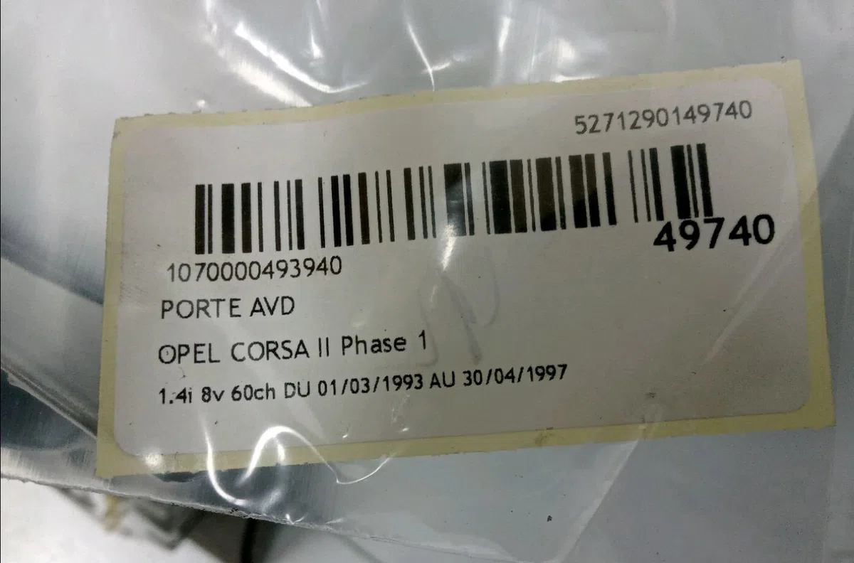 Porte avant droite Opel CORSA B (S93) 1.4 i (f08, f68, m68) (1993-2000) occasion