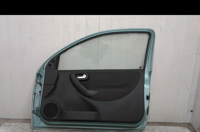 Porte avant droite Opel CORSA C (X01) 1.0 (f08, f68) (2000-2003) occasion