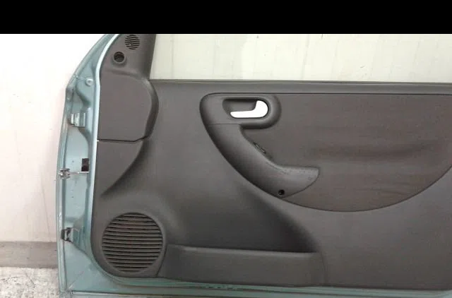 Porte avant droite Opel CORSA C (X01) 1.0 (f08, f68) (2000-2003) occasion