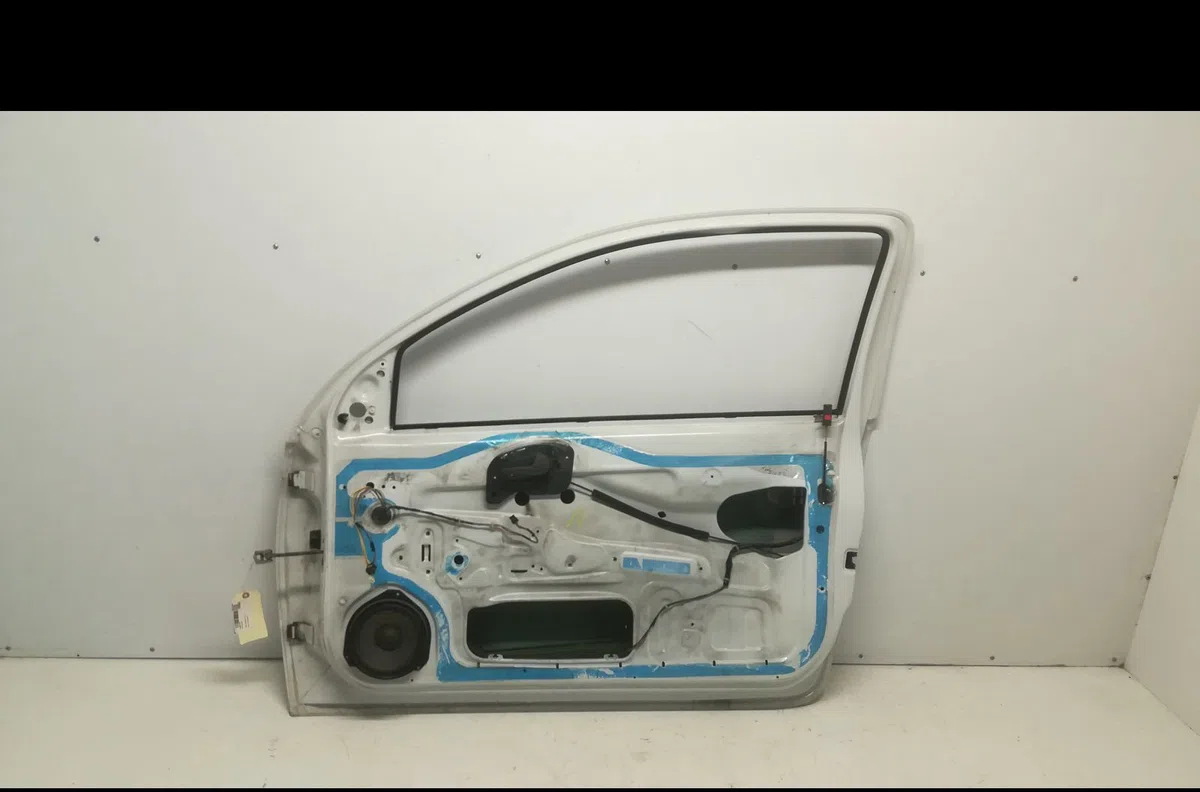 Porte avant droite OPEL CORSA III 2001 occasion