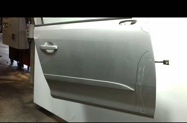 Porte avant droite OPEL CORSA occasion