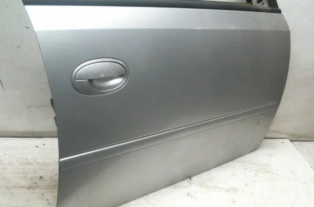Porte avant droite Opel MERIVA A Monospace (X03) 1.4 16v twinport (e75) (2004-2010) occasion