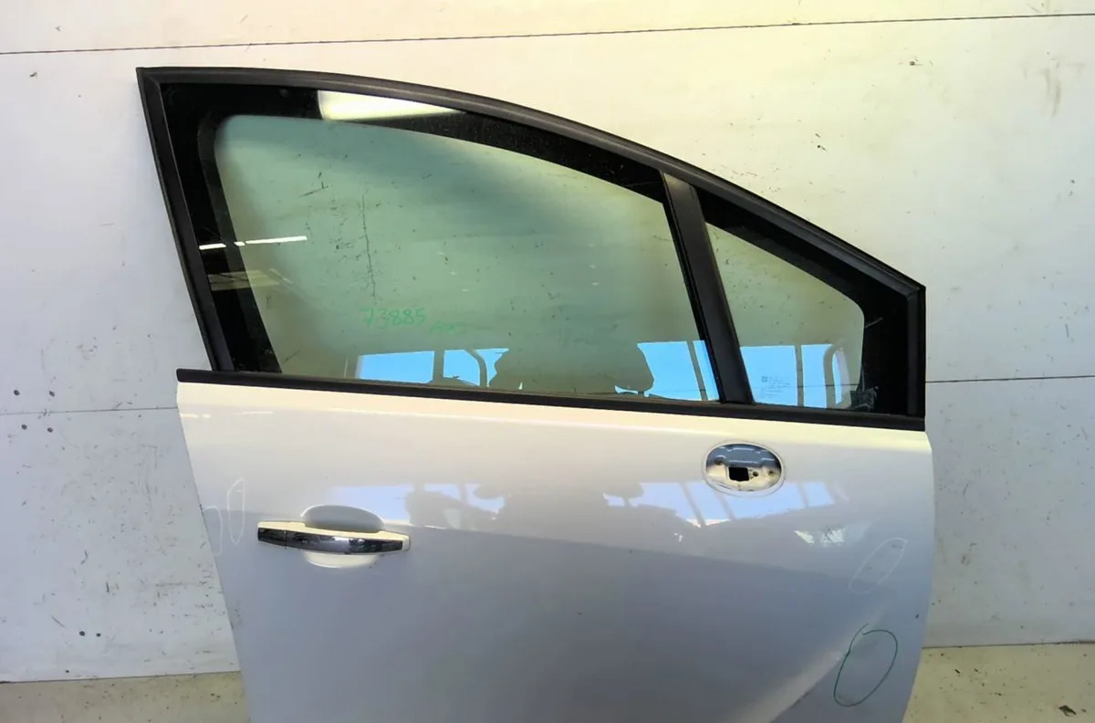 Porte avant droite Opel MERIVA B Monospace (S10) 1.3 cdti (75) (2010-2013) occasion