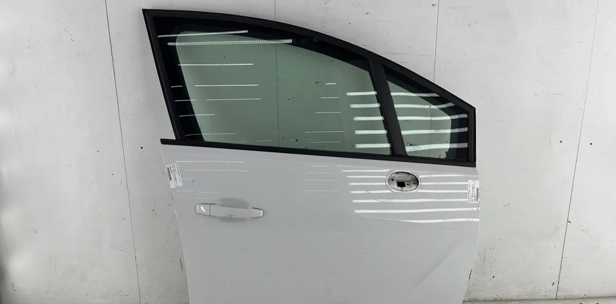 Porte avant droite OPEL MERIVA B PHASE 2 occasion