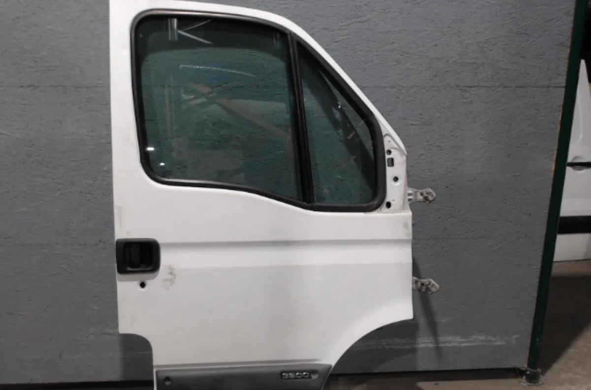 Porte avant droite Opel MOVANO A Fourgon (X70) 2.5 d (fd) (1999-2000) occasion